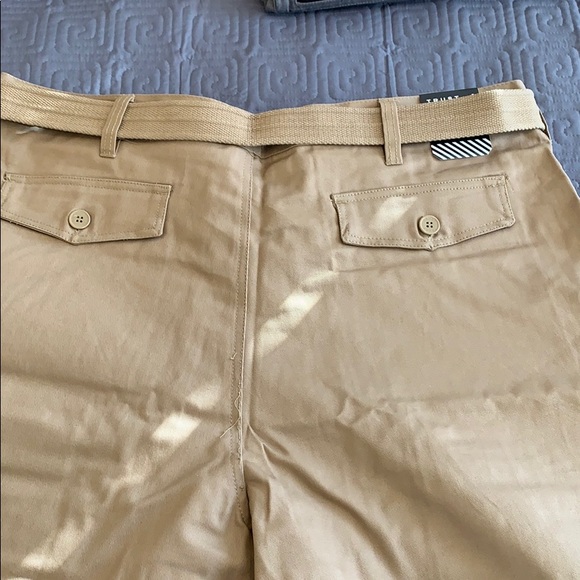 Trust Men’s cargo shorts - Picture 4 of 7